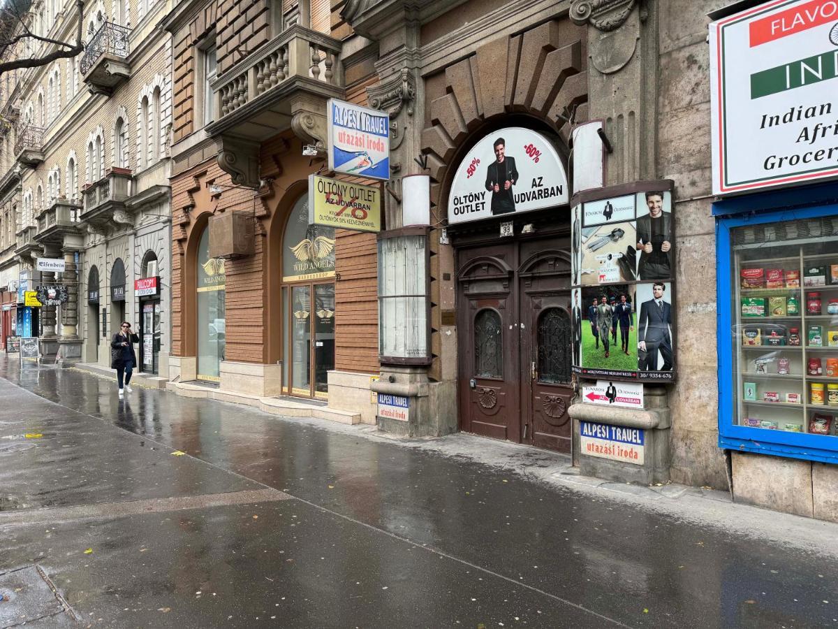 Luxurious Central Grand Home W/ 3Bedrm 2Bathrm Budapest Exteriör bild